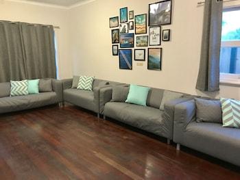 บัสเซลทัน แบกแพกเกอร์ส Hostel บัสเซลตัน ภายนอก รูปภาพ