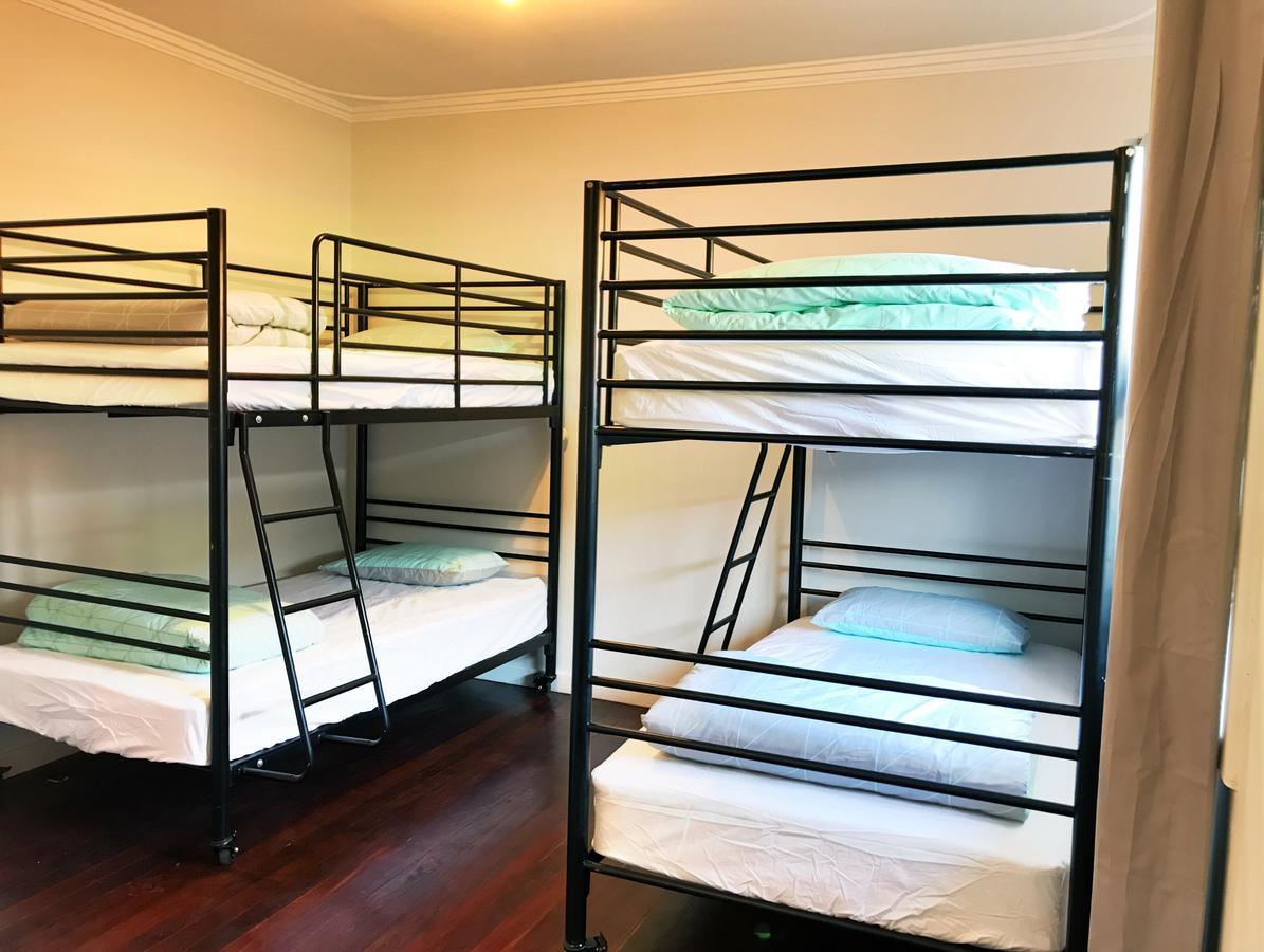 บัสเซลทัน แบกแพกเกอร์ส Hostel บัสเซลตัน ภายนอก รูปภาพ