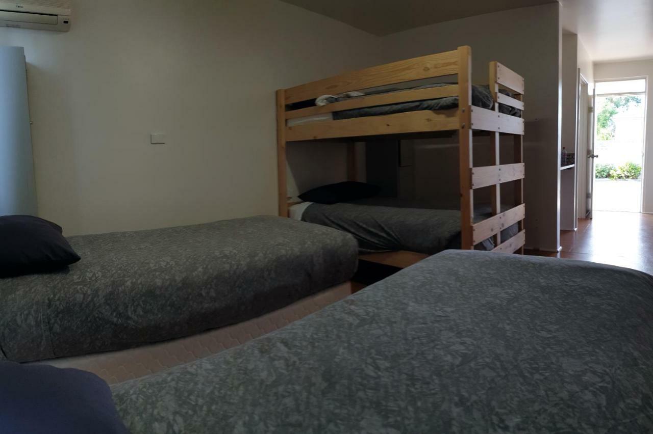 บัสเซลทัน แบกแพกเกอร์ส Hostel บัสเซลตัน ภายนอก รูปภาพ